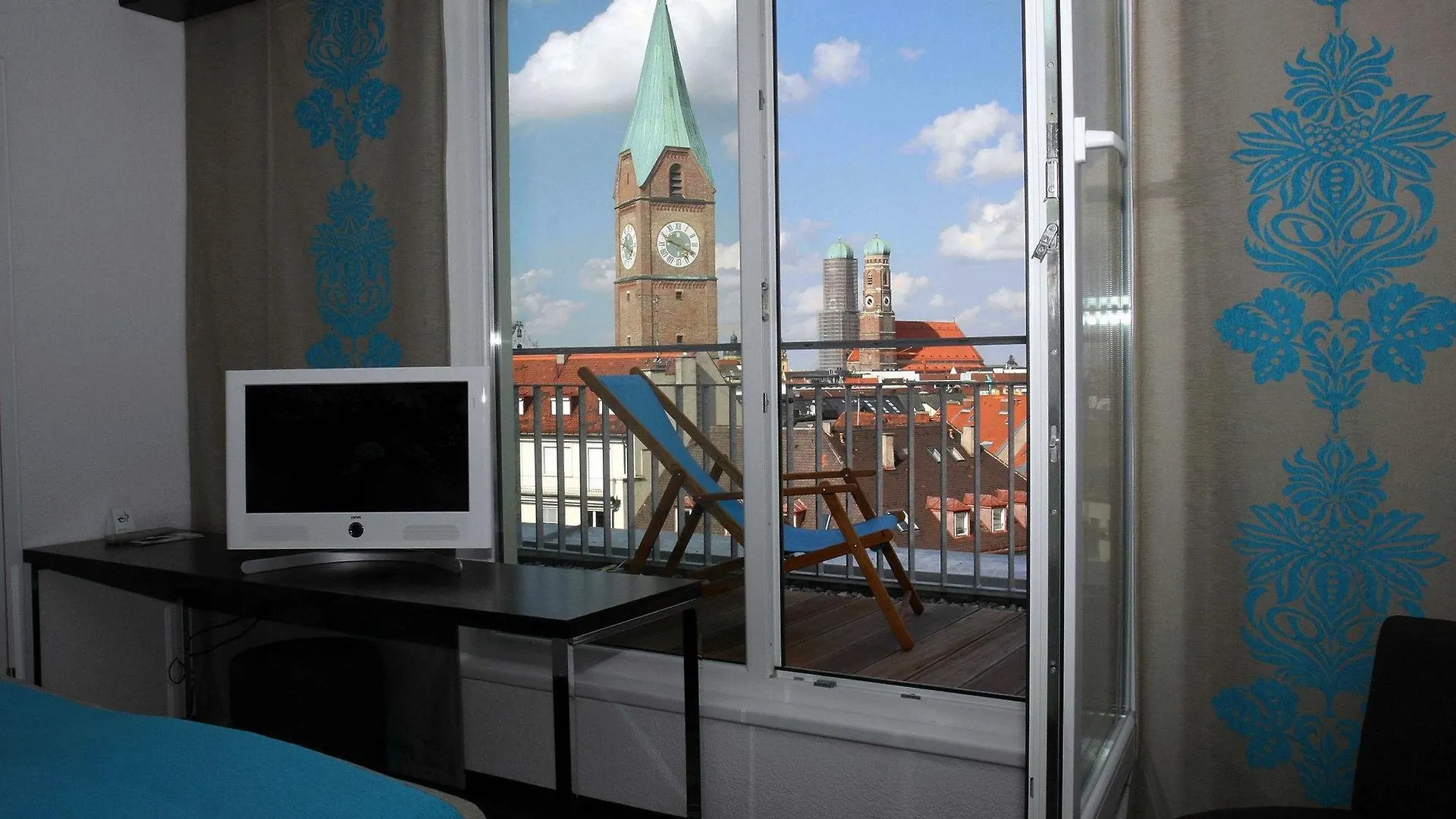 *** Hotel Motel One Muenchen Sendlinger Tor Germany